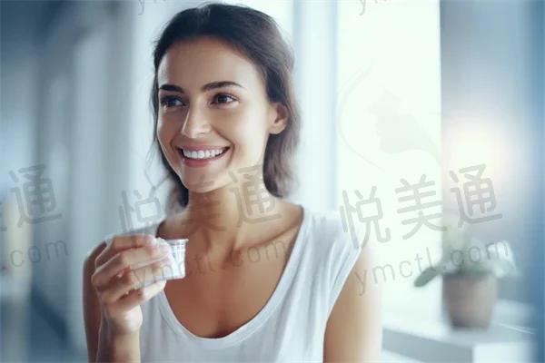 北京正唯口腔门诊牙套收费现仅需4000元起，原价5000元起，助您轻松拥有迷人微笑！